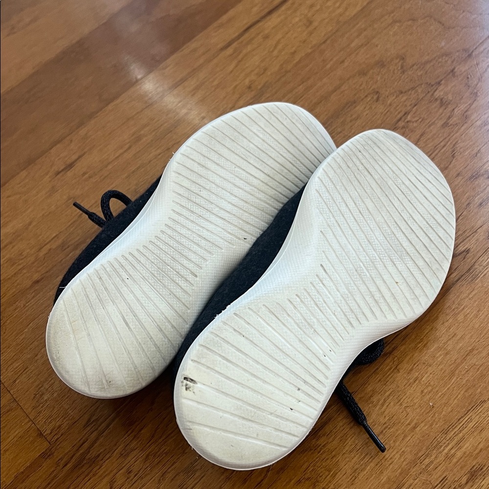 Women's Wool Runners - Picture 4 of 11